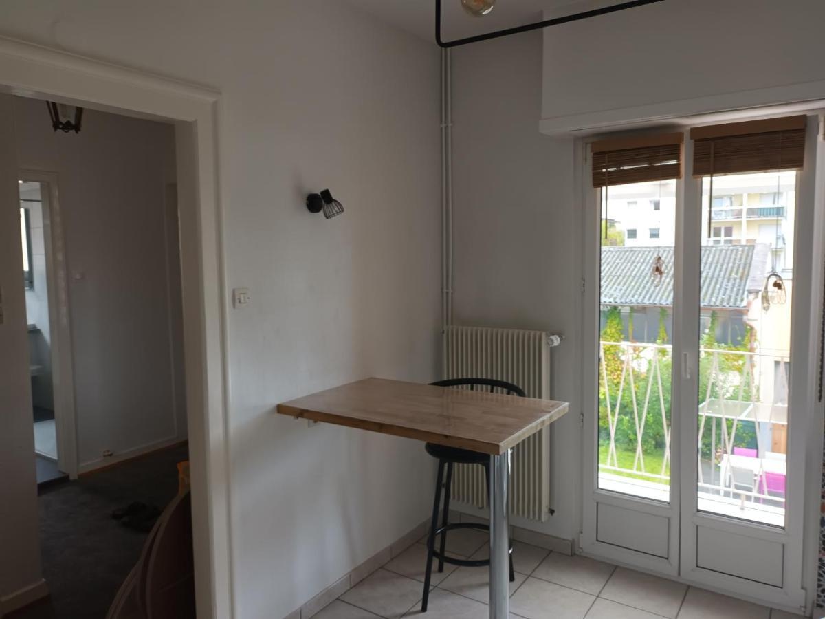 Logis Le 18 Rose Apartment สตราสบูร์ก ภายนอก รูปภาพ