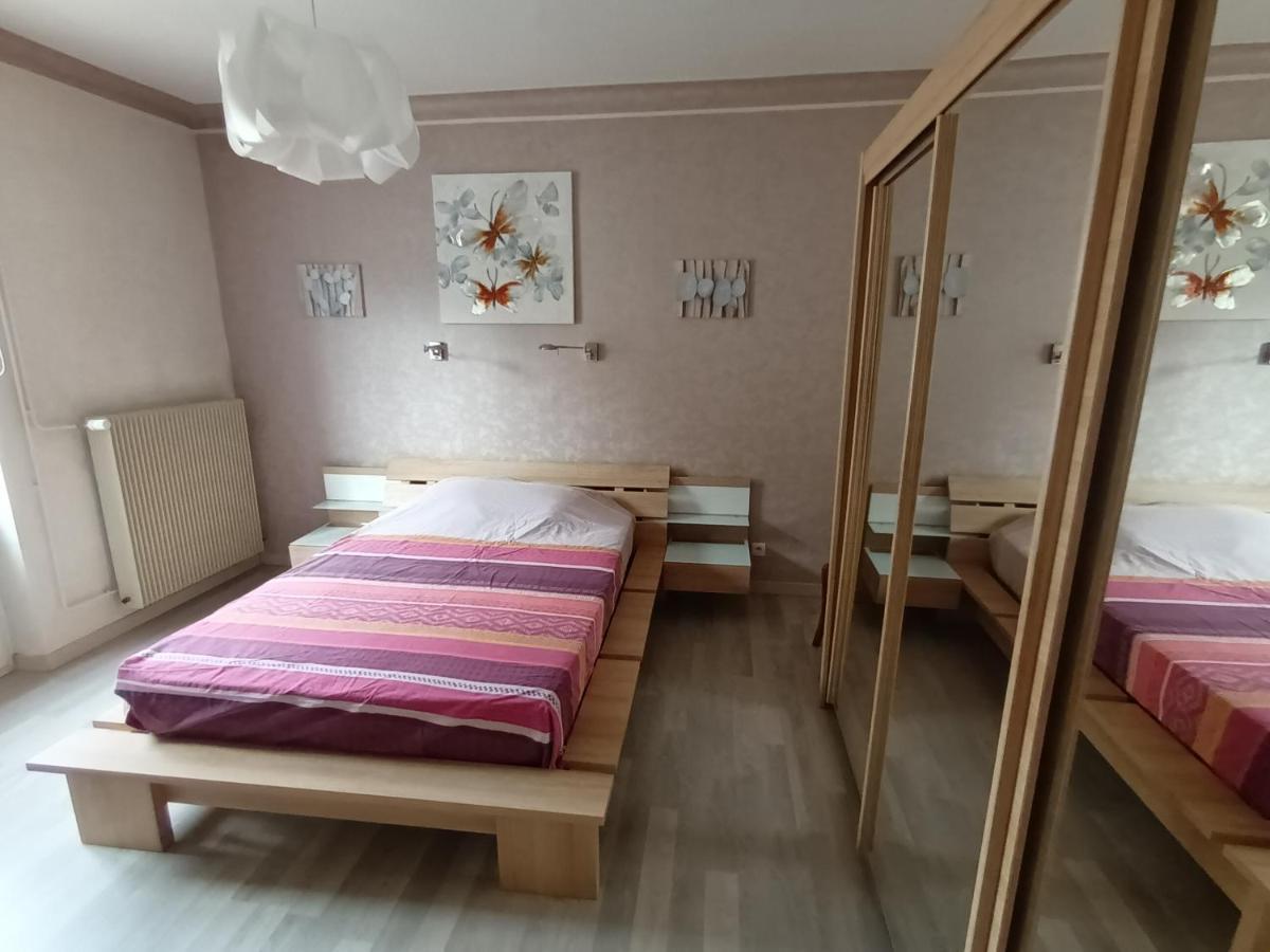 Logis Le 18 Rose Apartment สตราสบูร์ก ภายนอก รูปภาพ